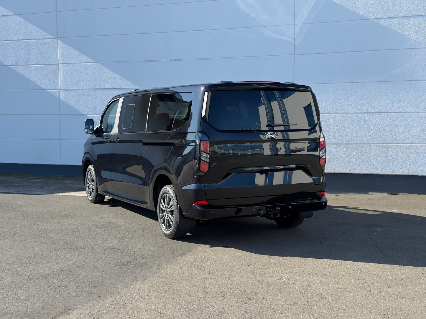 Ford Tourneo 8-Sitzer Lang (AHK)