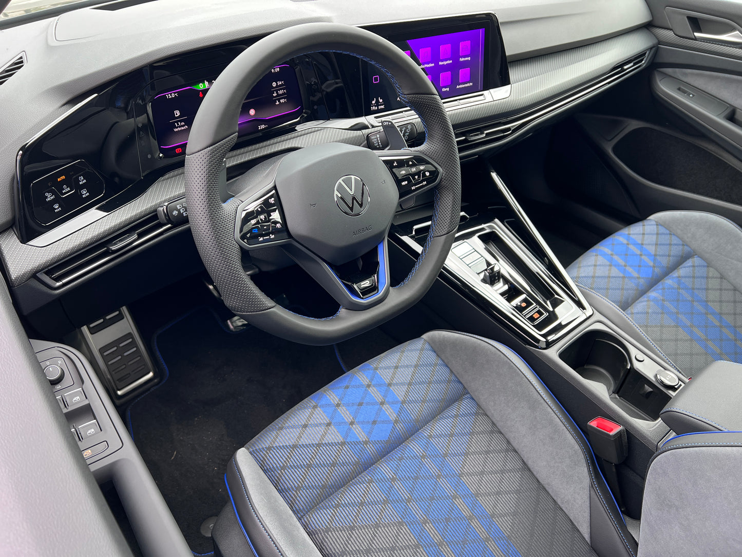VW Golf 8 R